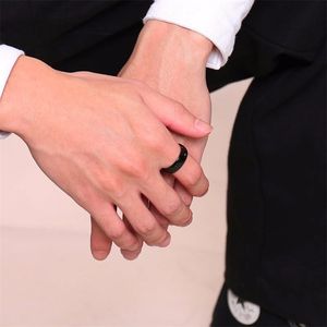 Anillos <span class=keywords><strong>de</strong></span> boda clásicos sencillos <span class=keywords><strong>para</strong></span> <span class=keywords><strong>hombre</strong></span> <span class=keywords><strong>y</strong></span> <span class=keywords><strong>mujer</strong></span>, banda <span class=keywords><strong>de</strong></span> compromiso <span class=keywords><strong>de</strong></span> acero inoxidable <span class=keywords><strong>de</strong></span> 6mm, joyería <span class=keywords><strong>de</strong></span> alianza informal Unisex - Product Image 2