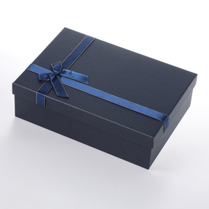 <b>Black</b> Magnetic Lid Durable Art Paper Rigid Gift <b>Box</b> with Embossing & UV Coating for Customizable Gift & Craft Packaging - Product Image 3