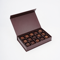 Boîte cadeau rigide de luxe personnalisée à fermeture magnétique, boîte à chocolat vide marron avec compartiments