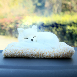 Commercio all'ingrosso 350g di carbone di bambù cane di simulazione di peluche per rinfrescare auto ornamento per la casa con profumo di sfiato giocattolo per cani dormito - Product Image 5