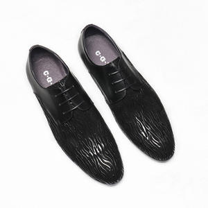 Bottes de travail classiques pour hommes, mode automne, imperméables, antidérapantes, résistantes à l'usure, à enfiler, dessus en cuir véritable - Product Image 2