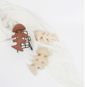 Экологичная, устойчивая кусалка из нейлона в форме рыбьей кости со вкусом говяжьего бекона для чистки зубов и дрессировки собак - Product Image 6