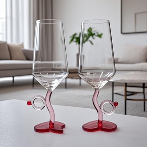 Ensemble de verres à vin en forme de colonne romaine <span class=keywords><strong>Cupid</strong></span> Couple Rings, soufflés à la main, sans plomb, écologiques, en verre borosilicate de haute qualité - Product Image 3