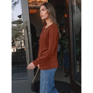 2025 mujeres otoño 2025 moda satén elegante Casual plisado básico Tops manga larga cuello asimétrico XL tamaño ropa de invierno - Product Image 3