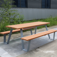 Table de pique-nique rectangulaire en bois commerciale d'extérieur ensemble de meubles de jardin Table à manger extérieure Table basse externe de patio avec le banc