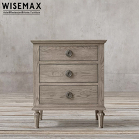 WISEMAX FURNITURE Table de chevet en bois de chêne rétro français à 3 tiroirs Armoire carrée minimaliste pour chambre à coucher salon hôtel maison