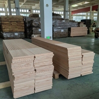 Panel Dinding Beralur MDF Kayu Ek Merah Kelas FAS Berkualitas Tinggi Tahan Kelembapan untuk Interior Ruang Tamu Kamar Tidur Langsung dari Pabrik
