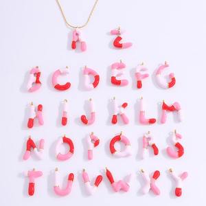 Collar con colgante de letra de burbuja chapado en oro de 18 quilates, collar con abalorio inicial de esmalte rosa, collar de acero inoxidable, regalo de San Valentín - Product Image 6