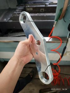 Pignon arrière 520 usiné CNC en alliage d'aluminium 7075 T6 pour la plupart des motos de vitesse et de piste - Product Image 3