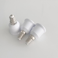 Douille de conversion de lampe à vis en plastique de qualité Ruyi, adaptateur E14 vers E27, 250V, garantie 3 ans, utilisation intérieure