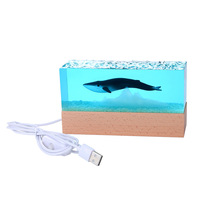 Nouveau Unique Desig Base En Bois USB Alimenté À La Main Artisanat Cadeaux Bleu Baleine 3D Résine Veilleuse Résine Époxy Lampe