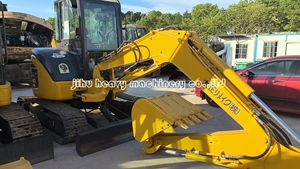 Mini excavatrice Komatsu PC40 de 4 tonnes et 3 tonnes de capacité cabine ouverte utilisée avec composant moteur central - Product Image 5