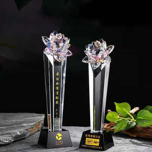 ของตกแต่งเทศกาลสุดหรู ดอกบัวคริสตัลหลากสี ของขวัญส่งเสริมการขายพร้อมโลโก้สั่งทำ รางวัลถ้วยรางวัลงา<span class=keywords><strong>น</strong></span>ฝีมือ - Product Image 1