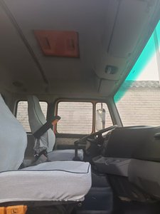 Le diesel du camion à benne basculante de camion lourd de Beiben 6x4 a utilisé le manuel d'état 31-40 tonnes de capacité de charge SINOTRUCK norme d'émission de l'euro 2 RAPIDE - Product Image 6