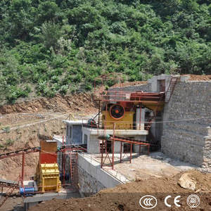 Installation de concassage de calcaire et de gravier entièrement doublée 200 T/H pour l'exploitation minière avec moteur, roulement et composants PLC - Product Image 5