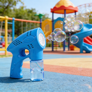 Pistolet à bulles électrique pour enfants avec lumière LED, jouet à bulles automatique avec solution à bulles pour fête d'été en plein air, cadeau pour garçon et fille - Product Image 2