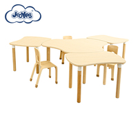 Meubles d'école maternelle, design moderne et simple, table d'élève de classe, forme polygonale, table pour enfants d'âge préscolaire