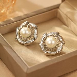 Versatile French-Style Niche Fashion <b>Stud</b> <b>Earrings</b> for Women Copper Gold Elegant Simple Bead Design Pearl New <b>Small</b> Fresh Gift - Product Image 6