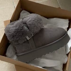 Botas de Nieve Térmicas de Moda para Mujer, con Forro de Lana y Parte Superior de Cuero Genuino, Antideslizantes, hasta la Rodilla, para Otoño e Invierno - Product Image 1