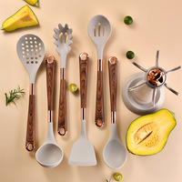 Ensemble d'ustensiles de cuisine en silicone de luxe léger, 7 pièces, avec base de rangement pour une utilisation à la maison