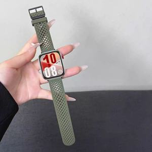 สายนาฬิกาซิลิโคนขายส่งจากโรงงานสำหรับ Apple Watch Series 10 11 46 มม., 42 มม. SE 44 มม. Ultra 49 มม. สายนาฬิกาแบบสปอร์ต - Product Image 5