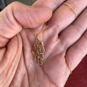 Collar con Caligrafía Árabe Personalizada, Joyería Hecha a Mano, Chapado en Oro de 18k, Collar con Colgante de Poema de Mahmoud Darwish - Product Image 2