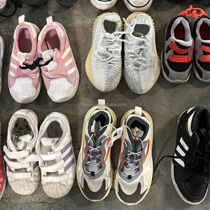 S07รองเท้ามือสองของเด็กอูเคย์2สไตล์ดีไซน์เนอร์มือสองรองเท้าเด็กคละขนาด - Product Image 3