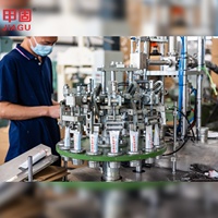 Pembuat gasket suku cadang otomotif suhu tinggi industri, sealant silikon RTV untuk penyegelan rumah girboks, mesin, dan flensa.