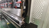 Machine de pliage laser CNC Gweike GWK-13032, machine de pliage en alliage d'acier inoxydable et de cuivre aux États-Unis et en Europe