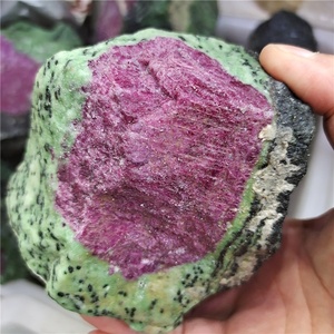 Piedra Epidota <span class=keywords><strong>Natural</strong></span> en Bruto de Alta Calidad al por Mayor, Cristal en Bruto de Rubí Zoisita - Product Image 3