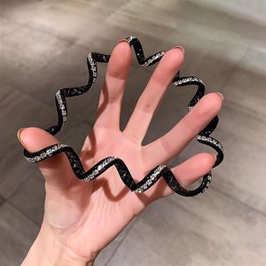 Coleteros de Lujo de Cristal, Coleteros de Alambre Telefónico, Coleteros de Plástico en Espiral, Coleteros a Granel, Anillos Elásticos para el Cabello para Mujeres y Niñas - Product Image 2