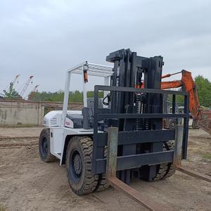 <b>Second</b> <b>Hand</b> Diesel Forklift TCM FD100 10 Ton With Three Stage Mast Solid/Polyurethane Tires and Less Price - Product Image 5