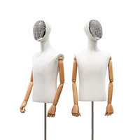 Modelo de busto de plástico de Maniquí de parte superior del cuerpo masculino de gama alta con envoltura de brazo de actividad de mano galvanizada para exhibición de ropa