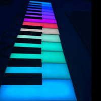 Piano interactif à projection LED RVB pour sol, idéal pour centres commerciaux, plazas, fêtes, mariages et événements commerciaux