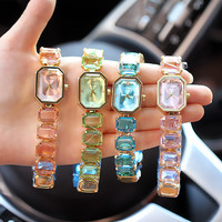 Montre-bracelet compacte rectangulaire en acier inoxydable pour femme, style bracelet, fournie par l'usine, mode, 24 heures, Thanksgiving, Nouvel An