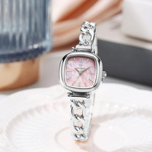 Reloj de cuarzo analógico Caven Denton Square con correa de acero inoxidable 3BAR resistente al agua, pulsera de moda para mujer - Product Image 1