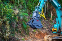 XUVOL WYJ-100W Nouvelle Scie à Bois Hydraulique Robuste pour Excavatrice, Rotation à 360 Degrés, Moteur de Découpe de Grumes