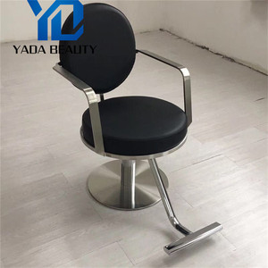 Silla de <span class=keywords><strong>Barber</strong></span>ía de Cuero Negro de Diseño Retro <span class=keywords><strong>Chic</strong></span> y Sencillo, Equipo de Salón Elegante, Accesorios Imprescindibles - Product Image 4