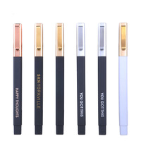 Stylo à bille carré en caoutchouc avec clip doré de luxe de haute qualité avec logo personnalisé