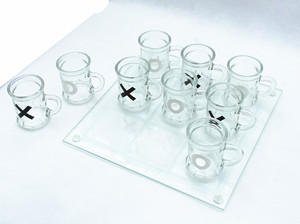 Set di Scacchi in Vetro con Gioco dell'Forza e Bicchierini da Shot per Gioco Alcolico - Product Image 3