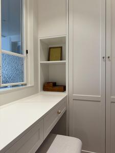 Cabina <span class=keywords><strong>Armadio</strong></span> Moderna in Stile Francese con Tavolo da Trucco <span class=keywords><strong>e</strong></span> Contenitori Ecologici - Product Image 4