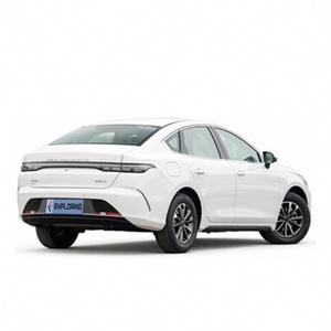 BYD Destroyer 05 DM-i 55KM Edizione Lusso PHEV 5 Posti Berlina 2024 a Basso Consumo Energetico Compatibile con Energia Solare - Product Image 3