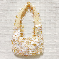 Nouveau Sac à Main Tendance en Forme de Coquille à Motif Géométrique, Orné de Paillettes et de Strass, Fait Main, Sac à Bandoulière Tissé, Collection 2026