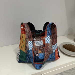 קיץ אופנה דלי כתף קרוסדרסינג תיק גב בד רקום דפוס בנות סגנון נשים - Product Image 4