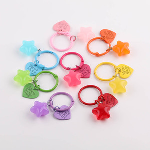 Llavero de PVC ligero con diseño de estrella y corazón de Tang Sanjiang, 30 mm x 23 mm, accesorios de joyería DIY - Product Image 4