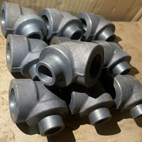 Pièces de vérins hydrauliques d'excavatrice : Bases de ports d'huile de vérin sur mesure – Port hydraulique d'excavatrice haute résistance sur mesure