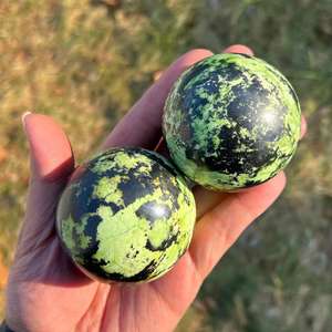 Esferas de Ópalo Verde Natural al por Mayor, Bolas de Cristal Curativas Talladas a Mano para Regalo y Decoración del Hogar, Adornos de Piedras Preciosas de Moda - Product Image 4