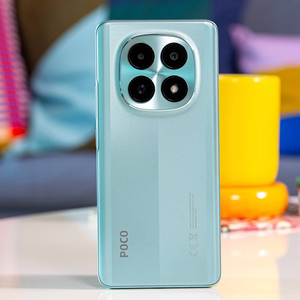PO CO M8 5G Version Globale 6.77'' 120Hz Amoled Snap Dragon 6 Gen3 5520mAh 45W Smartphone - Product Image 3