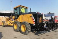 Niveleuse à moteur STG190C-8S de 15,8T, 147 kW et 3660 mm (12 pieds)
