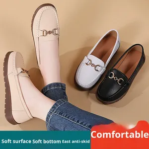 <span class=keywords><strong>Zapatos</strong></span> Planos Cómodos para Mamá, Otoño 2026, Ligeros, Transpirables, Duraderos, Antideslizantes, con Suela Suave y Decoración Metálica, Estilo Slip-On - Product Image 2